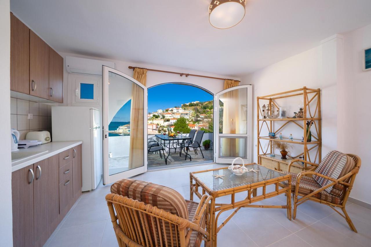 Gardenia House Apartman Ászosz Kültér fotó